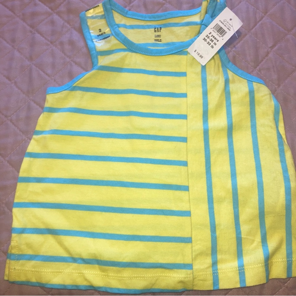 Tank top size : 2T